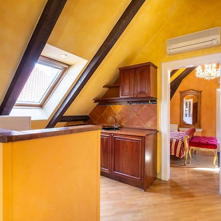Nosticova Apartments Прага Екстериор снимка