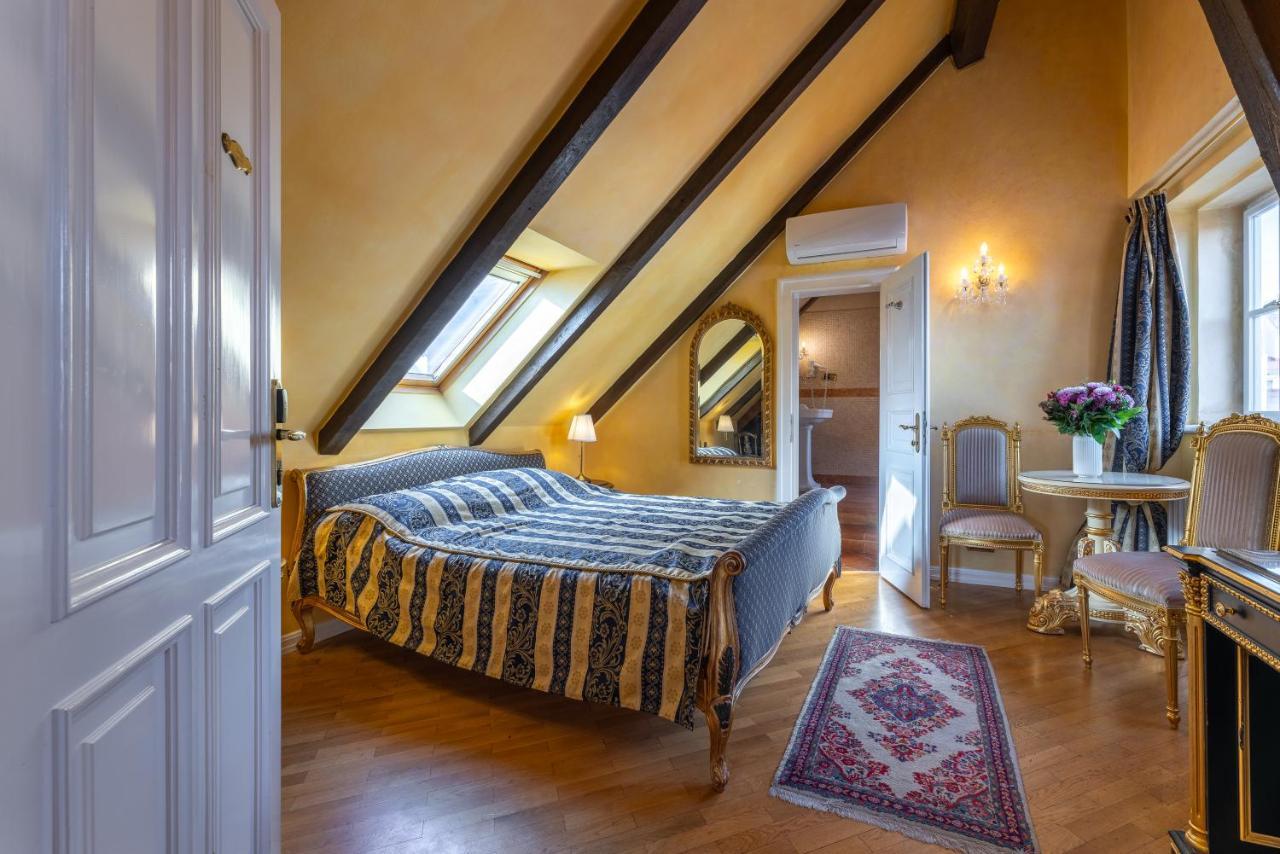Nosticova Apartments Прага Екстериор снимка