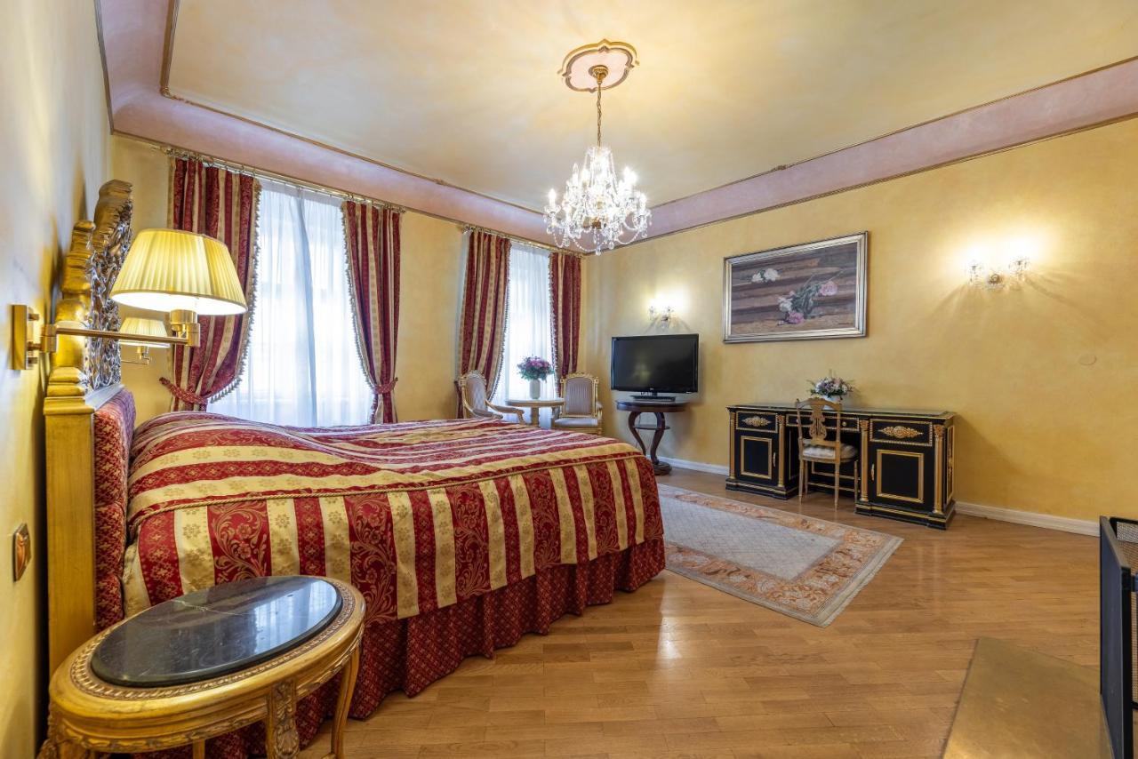Nosticova Apartments Прага Екстериор снимка