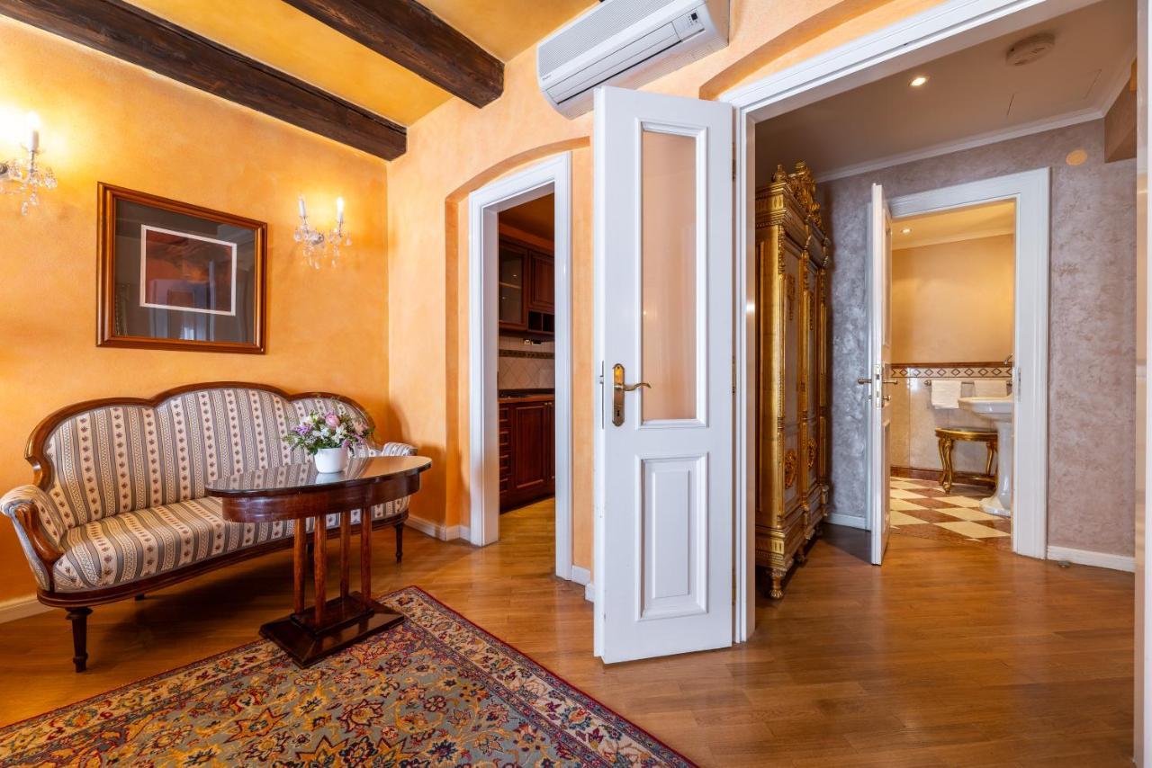 Nosticova Apartments Прага Екстериор снимка