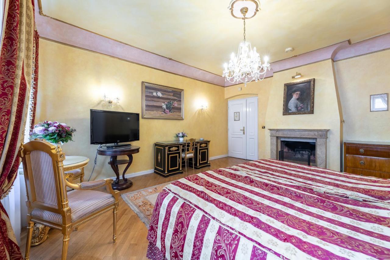 Nosticova Apartments Прага Екстериор снимка