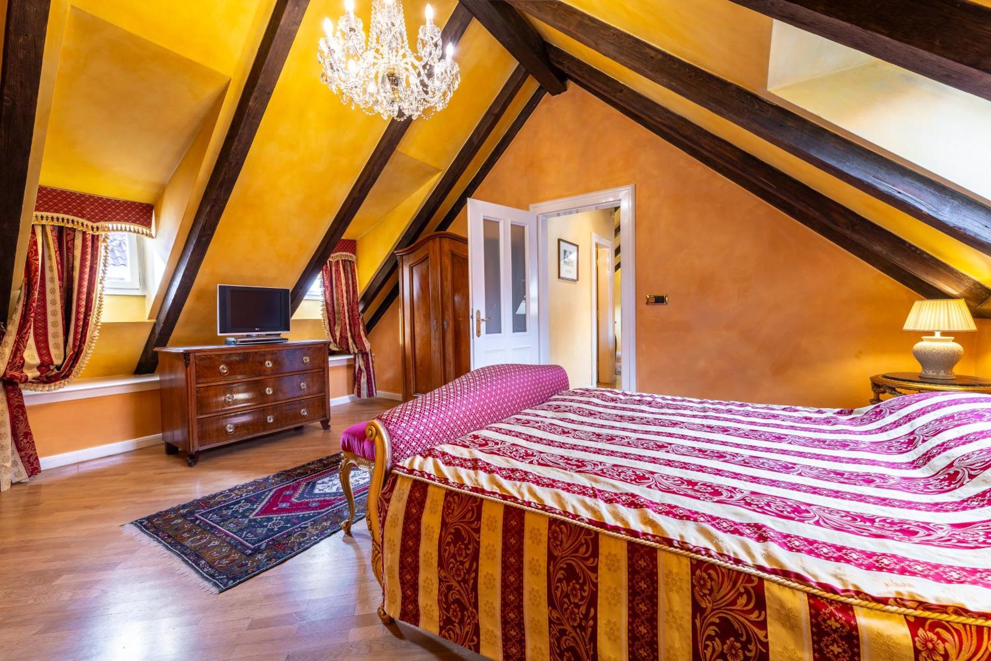 Nosticova Apartments Прага Екстериор снимка