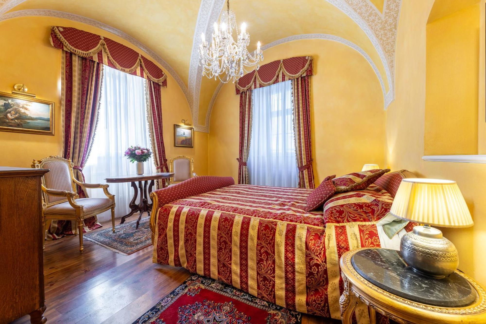 Nosticova Apartments Прага Екстериор снимка